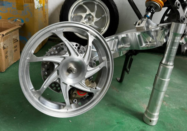 4 Wheels 10inch/12inch CNC Monolithic for MONO-Arm Billet